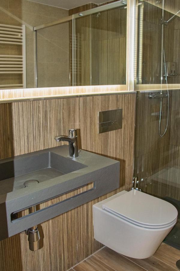 Aparthotel Essenzia De Castilla Aranda de Duero Ngoại thất bức ảnh
