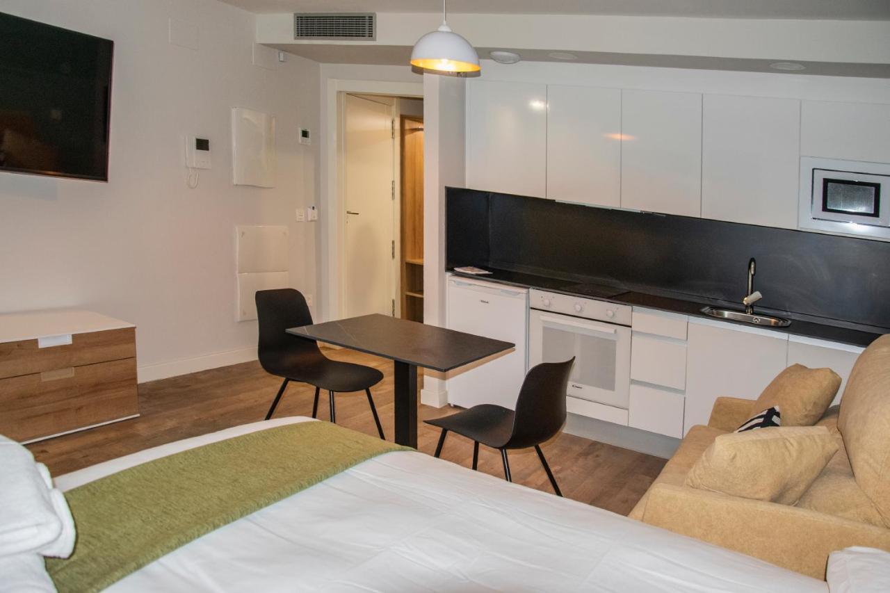 Aparthotel Essenzia De Castilla Aranda de Duero Ngoại thất bức ảnh